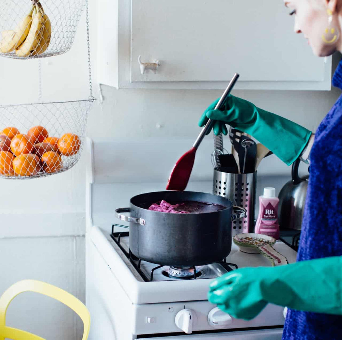 Rit DyeMore for Synthetics - Super Pink - Knappnålen